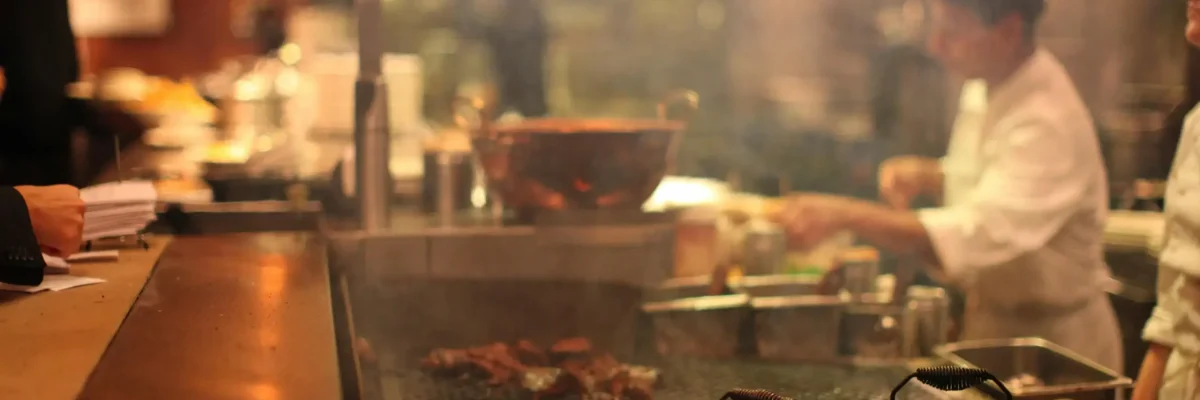 pexels emillazarian 5251019